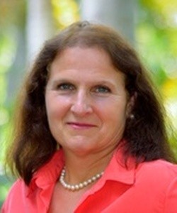 Christine Knize