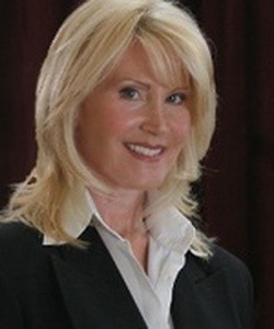 Lisa J. Straza CRS