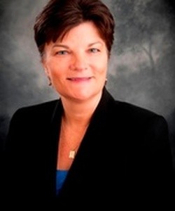 Laura Amlin Hernandez